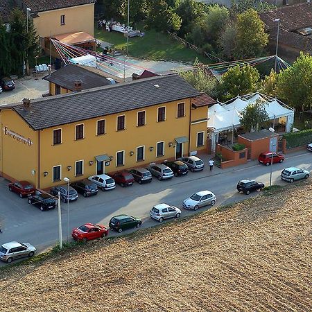 Albergo Escondido Soresina Eksteriør bilde