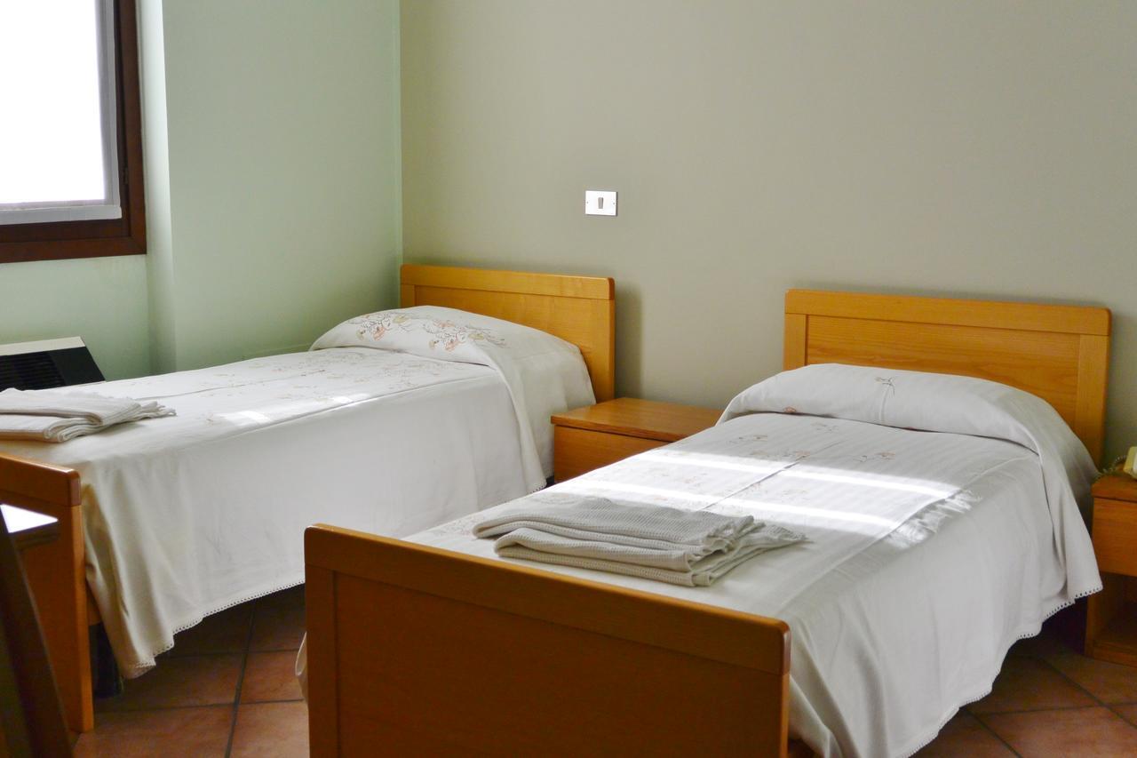 Albergo Escondido Soresina Eksteriør bilde